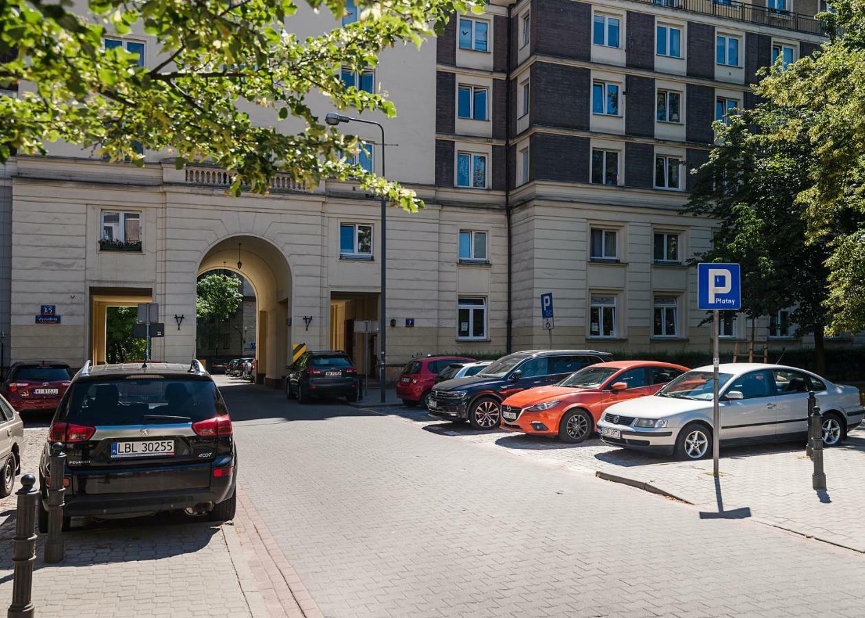At The Fountain Apartment Варшава Экстерьер фото